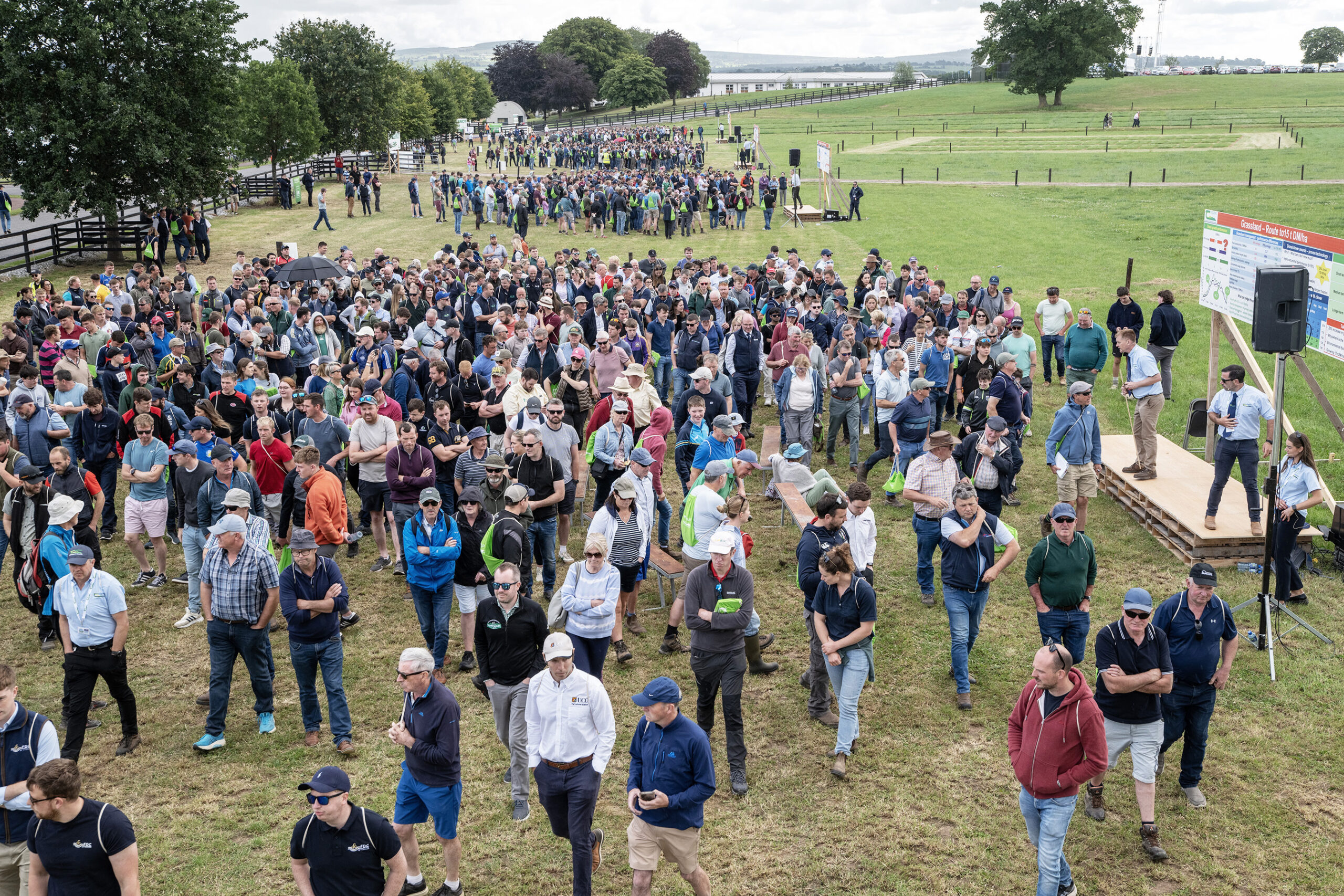 New Solar Guide Helps Irish Dairy Farmers Cut Costs and Emissions